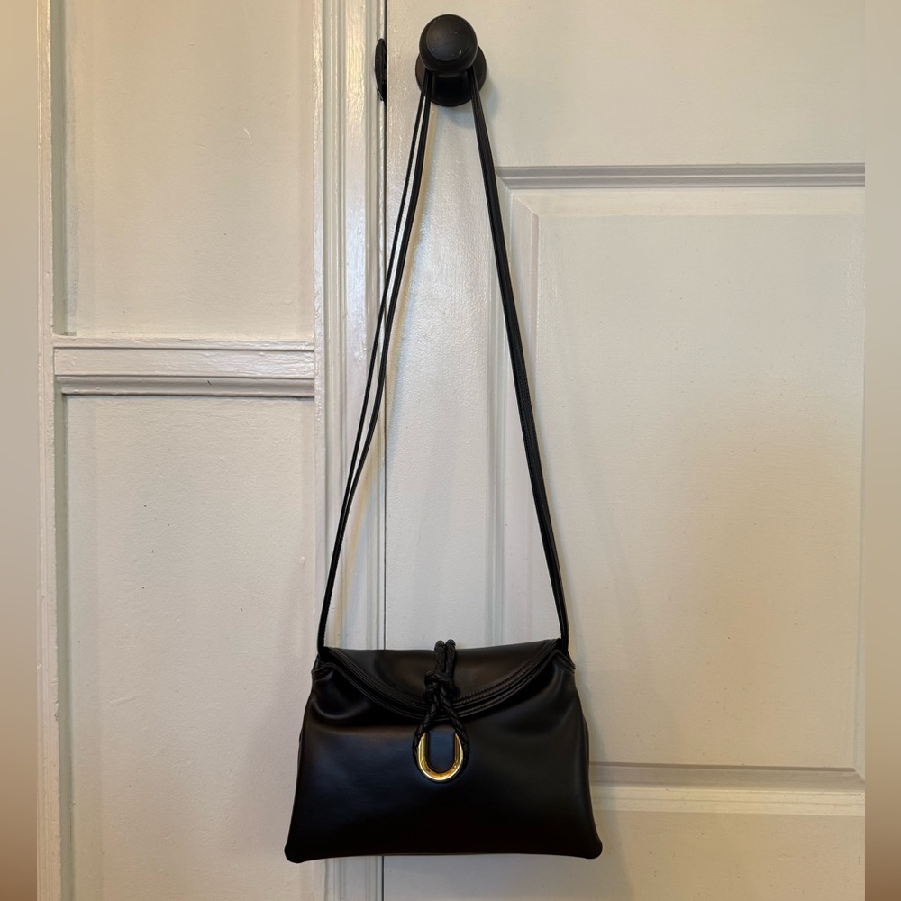 Elegant Black Shoulder Bag